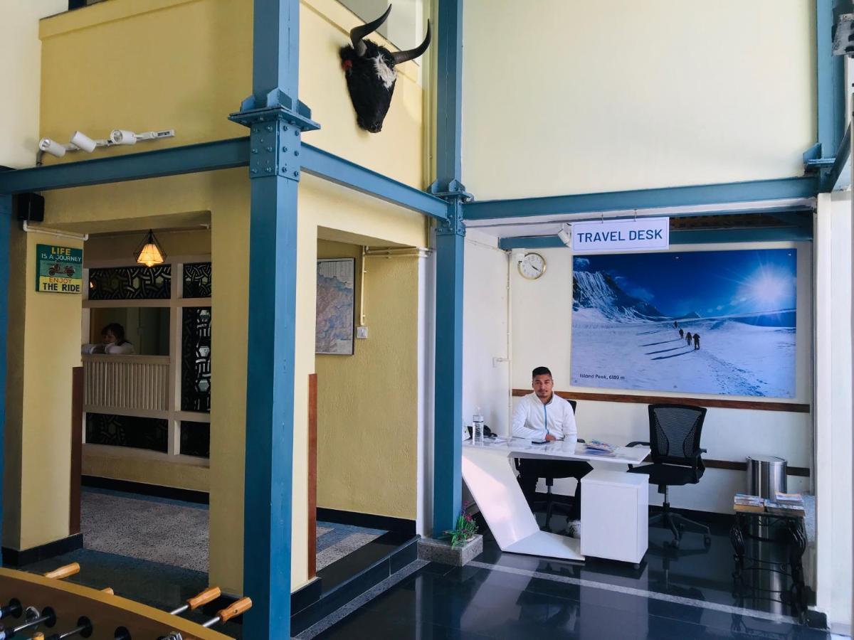 Alobar1000 Hostel Катманду Экстерьер фото
