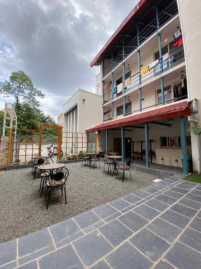 Alobar1000 Hostel Катманду Экстерьер фото